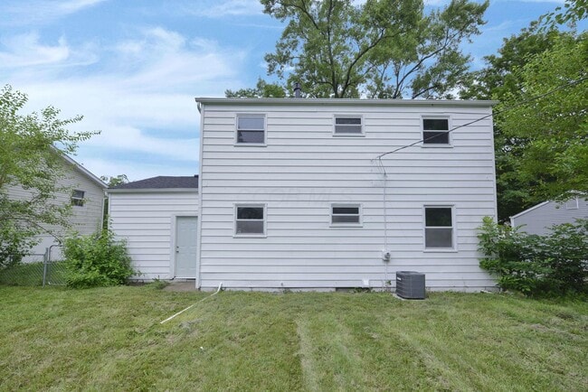 Photo - 3302 Sundale Rd