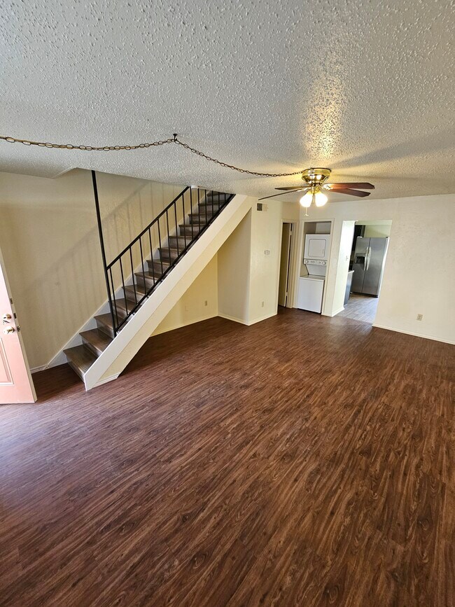 Photo - Studio Place Apartments