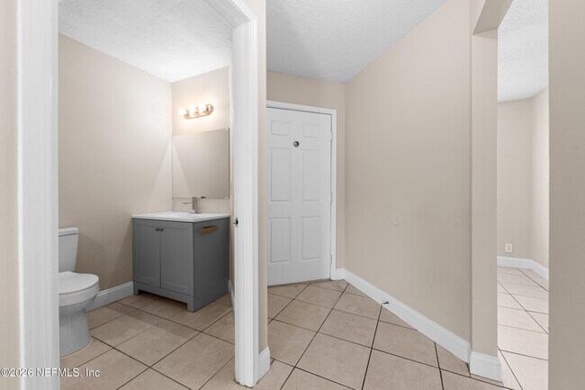 4259 Polo Ct