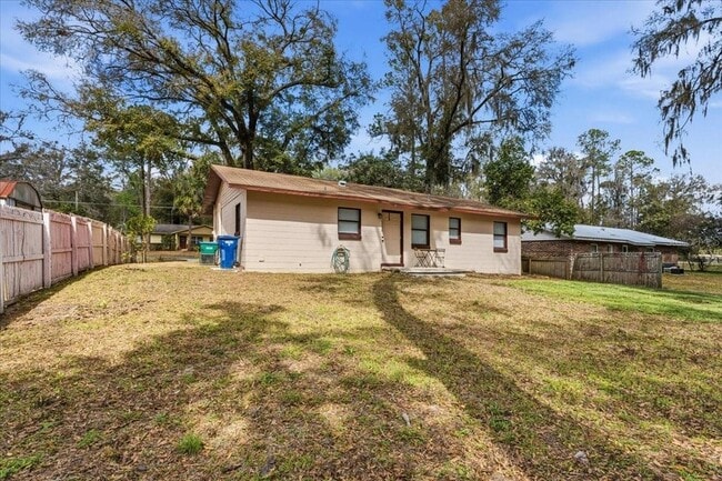 Photo - 11907 NW 147 Pl