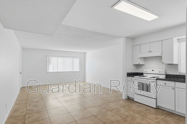 Photo - 801 N Major Ave Unit Apt A