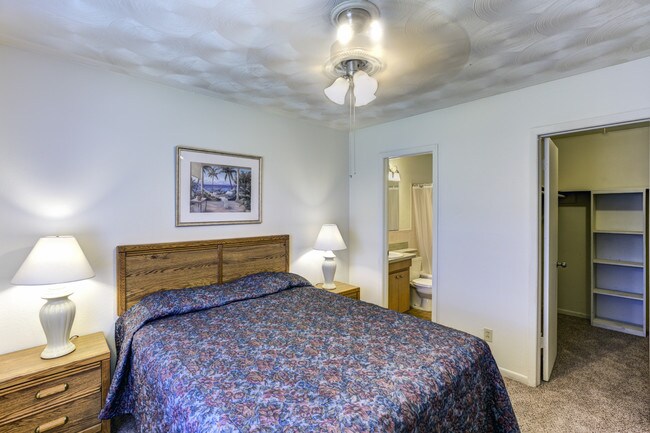 Photo - Oakwood Crest Furnished Remodeled Apartments