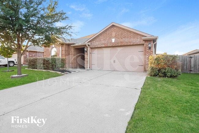 Photo - 3300 Overstreet Ln