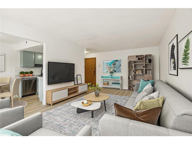 Photo - 99 E 54th St Unit 1