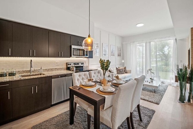 Building Photo - Oak Enclave Rental