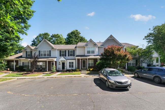 Photo - 204 Butler Pl