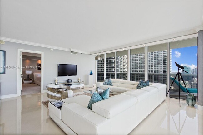 Photo - 1830 S Ocean Dr Unidad 3401