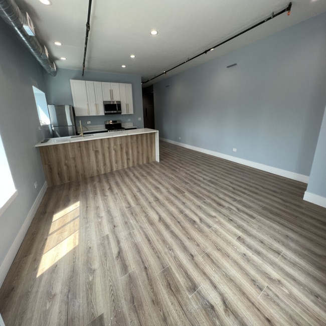 Photo - 9919 Roosevelt Rd Unit 4