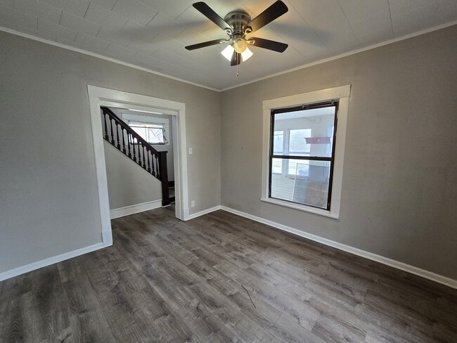 Photo - 214 Edwards St