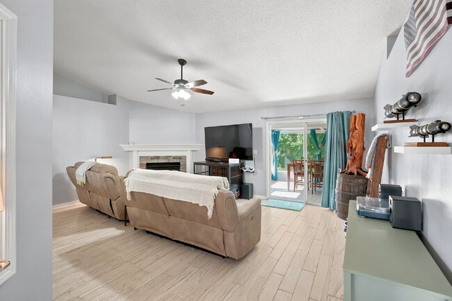 Photo - "Charming Pet Friendly 4-Bed Oasis in South Crestview with $500.00 Off First Full Months Rent!"