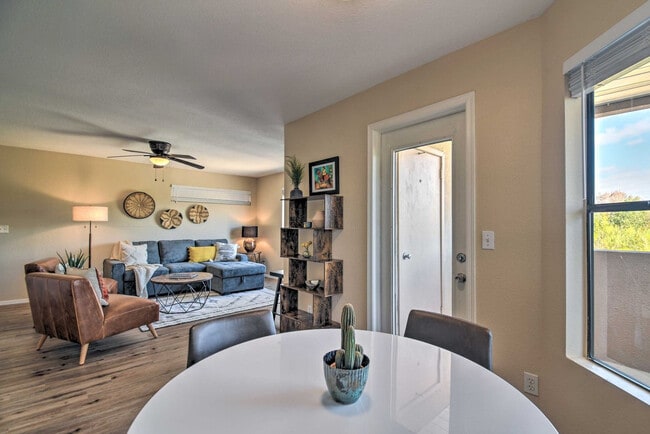 4850 E Desert Cove Ave Unit SI FL2-ID1546049P