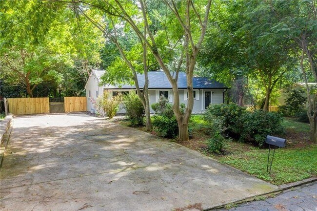 2951 Haralson Rd