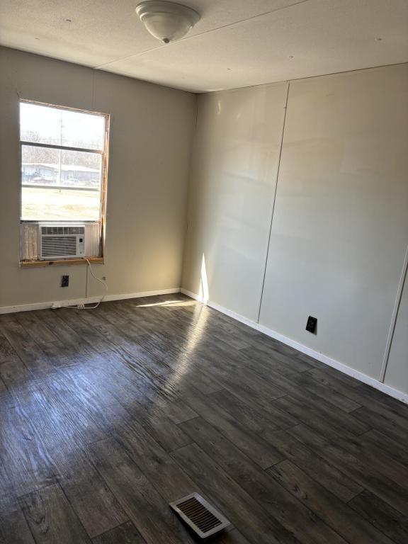 Photo - 4065 W Van Hook St