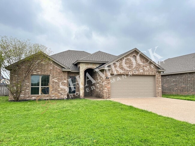 Building Photo - China Spring 4-Bedroom
