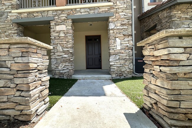 Photo - 606 Asbury Dr Rental