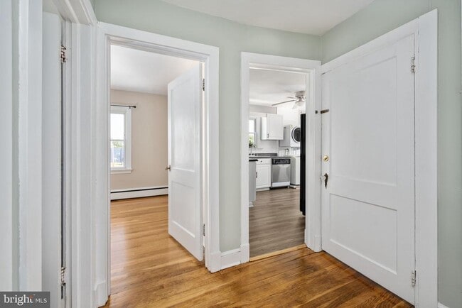 Photo - 205 Canal St