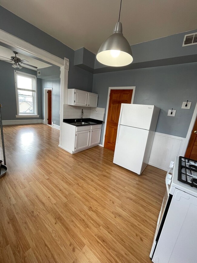 Photo - 1307 W Huron St Apartment Unit #3R