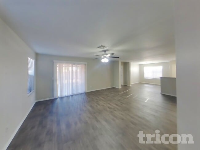 Photo - 11445 W Cambridge Ave