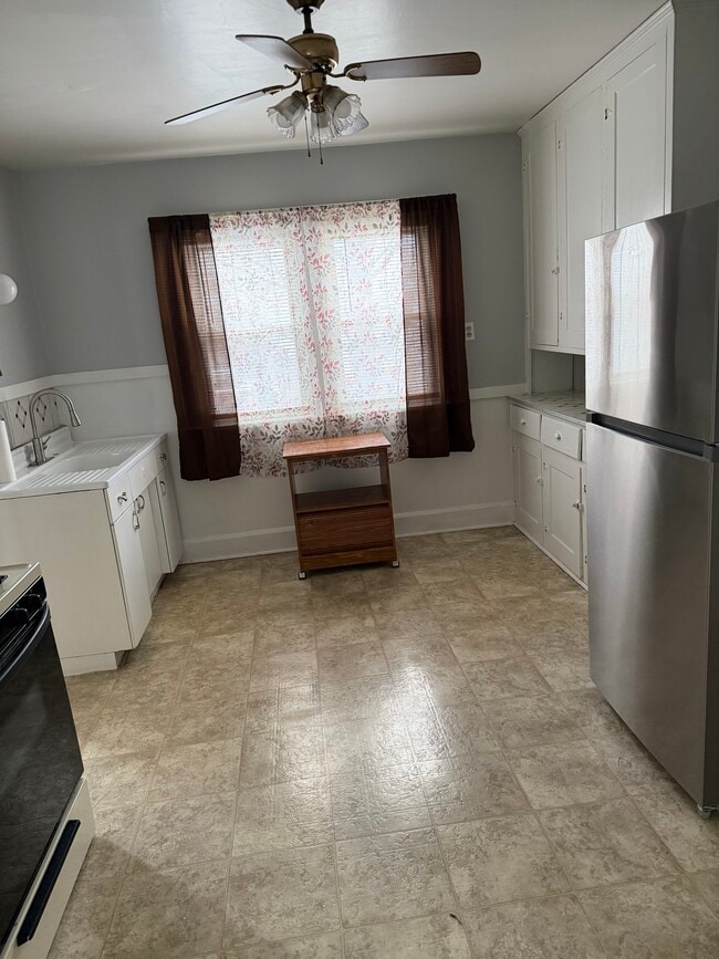 Cocina - 531 E 28th St Unidad 531