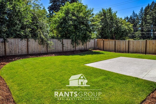 Photo - Beautiful  3 bedroom, 2.5 bath, 2-story home in Steilacoom Ridge