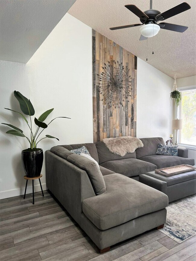 Photo - 1700 NE Wells Acres Rd Unidad Wells Acres Condo #1