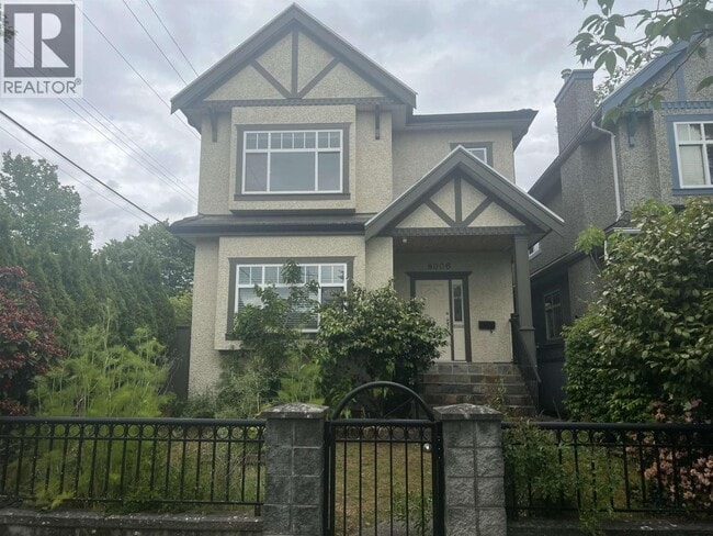 Photo - 8006 Cartier St