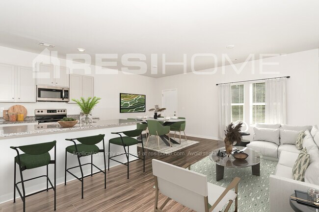 Photo - 467 Oakwood Dr NW