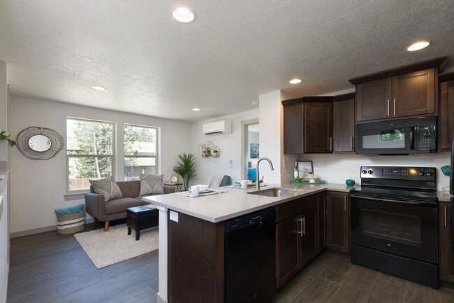 Photo - Beautiful ADU for rent in La Pine, OR