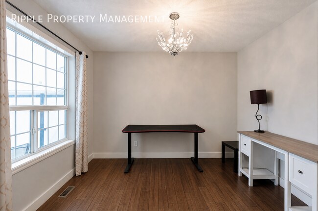Photo - SPACIOUS 3-BED + DEN, 2.5-BATH HOUSE (UPPER) | PRIVATE BACKYARD | ATTACHED GARAGE