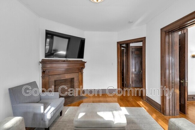 Photo - 197 Allen St Unidad 2