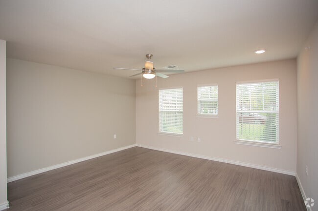 1HAB, 1BA - 684&nbsp;ft² - Canova Palms 55+ Living