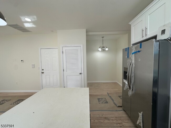 Photo - 1094 Grove St Apartment Unit 2R
