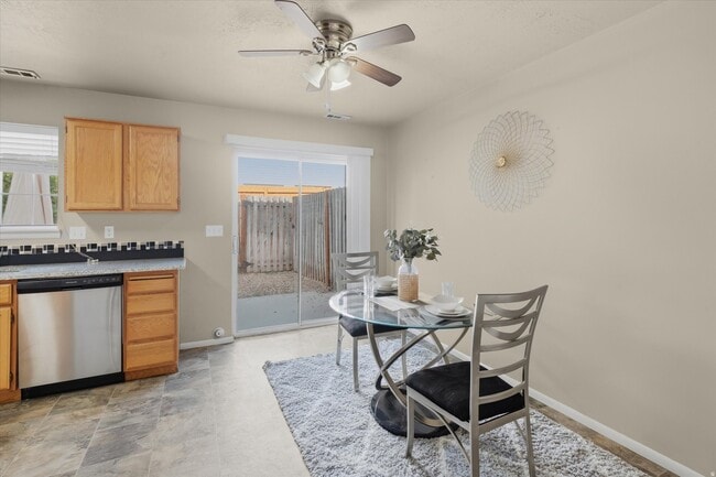 Photo - 147 W 1190 N