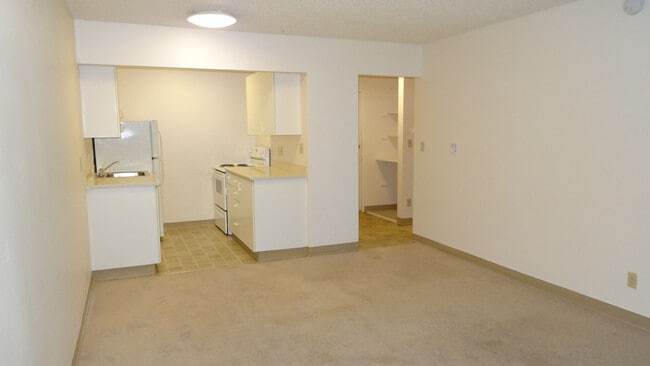 Photo - Elizabeth James House