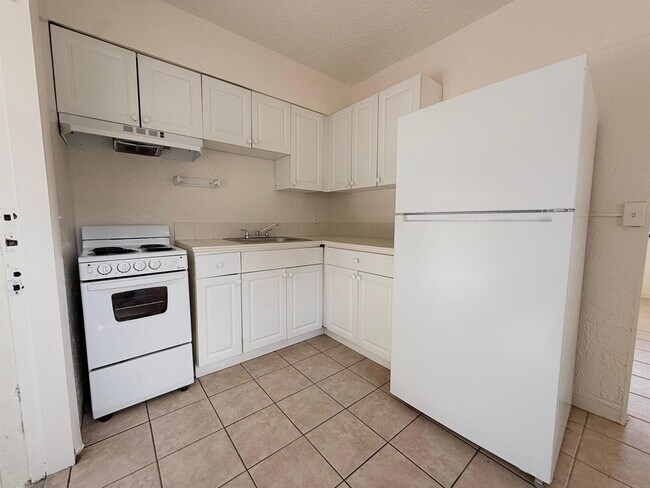 Photo - 5607 N Flagler Dr