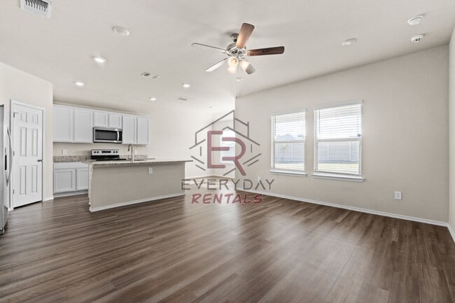 Photo - 2610 Wigeon Wy