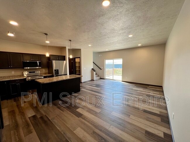 Photo - 5927 S Whisper Creek Pl