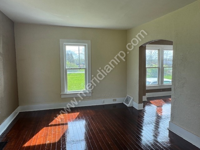 Photo - 2922 Manford St