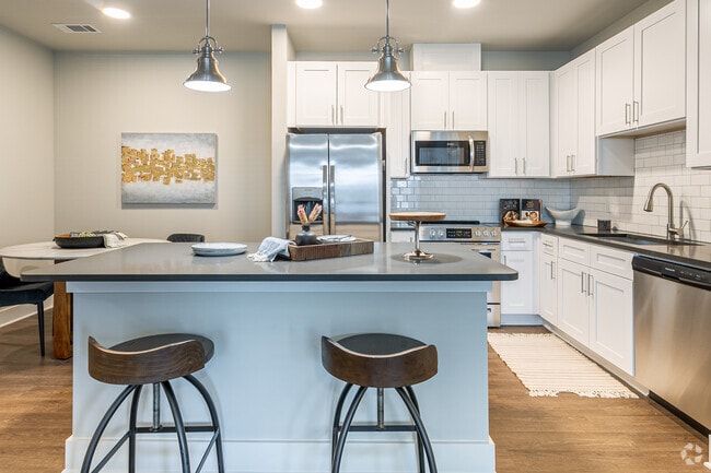 2BR, 2BA - 1,142SF - The Mark at Chatham