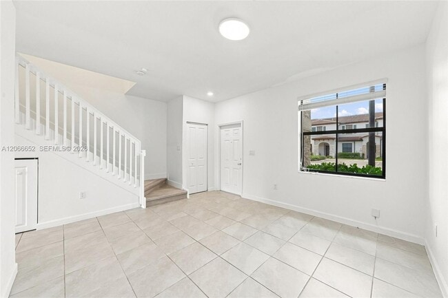 Photo - 10018 SW 228th Terrace
