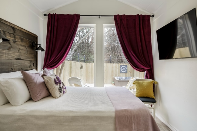 Building Photo - 509 High Dr Unit #1