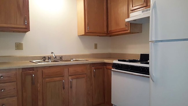 Hilltop Manor Apartments