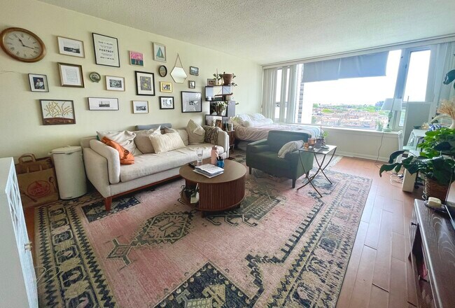 Photo - 2728 N Hampden Ct Unit 1108