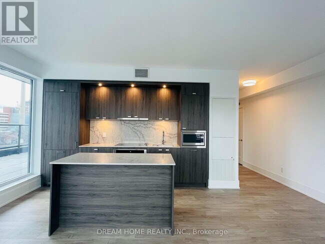 Photo - 115 Denison Ave Unité 805