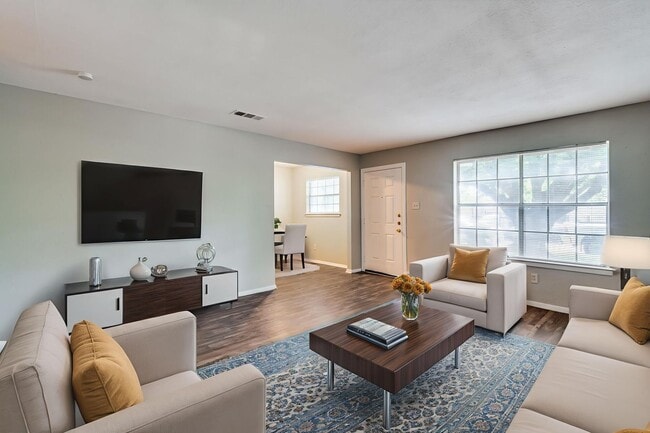 Classic 3 Bedroom Single-Story in Ft. Worth - Classic 3 Bedroom Single-Story in Ft. Worth House