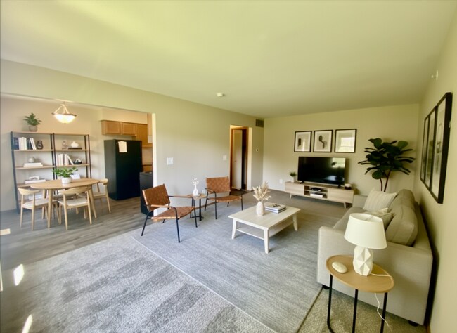 Photo - 2 Bedroom/1.5 Bathroom Apartment- First Floor Unit IVA25