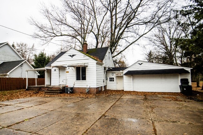 Photo - 11702 Ridge Rd