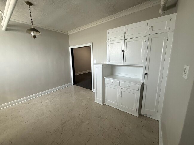 3258 Maple Ave Unit BH