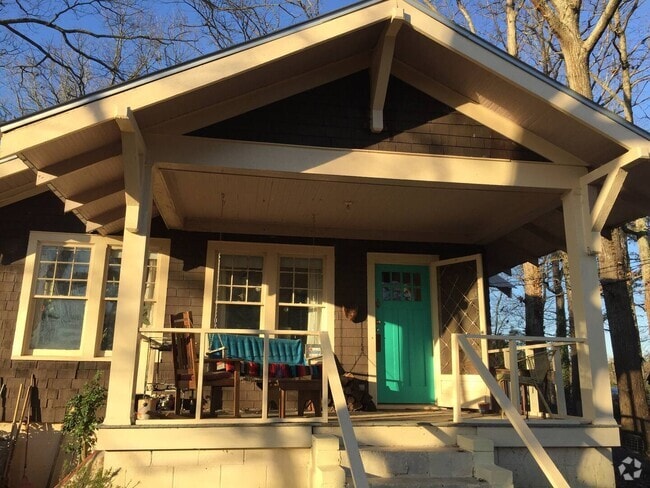 Building Photo - 2200 Shoal Creek Dr Rental