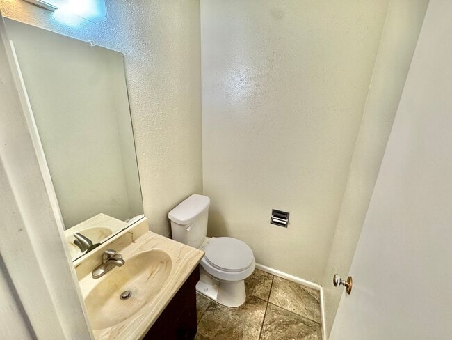 Photo - 500 W Kiowa Ave